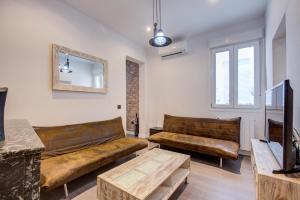 Fee4Me Marques Vintage Apartment tesisinde bir oturma alanı