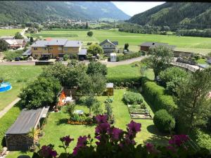 A bird's-eye view of Gästehaus Dullnig