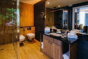 Vannituba majutusasutuses Iveagh Garden Hotel