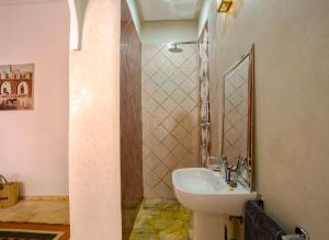 Koupelna v ubytování Riad Leila Marrakech
