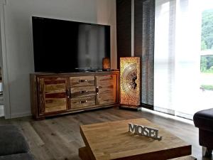TV a/nebo společenská místnost v ubytování Haus Josef Klotten