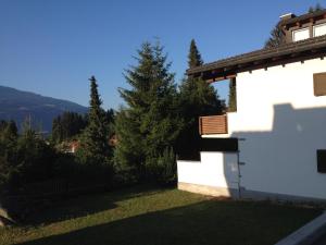 Nespecifikovaný výhled na hory nebo výhled na hory při pohledu z apartmánu