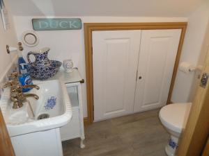 Ванная комната в The Old Stables @ Linden Cottage