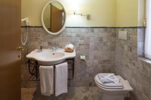 Koupelna v ubytování Hotel & Terme Bagni di Lucca