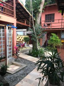 Gallery image of Biergarten Suites in Abraão
