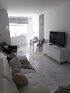 Imagen de la galería de ESTRELLA DEL MAR Amazing Loft Casa Cosy, en La Playa de Arguineguín 50 fotos más