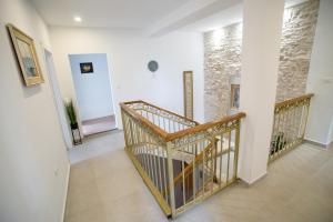 Fotografie z fotogalerie ubytování Beautiful Villa Julia, south Istria, garden, pool v destinaci Ližnjan