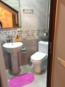 Phòng tắm tại Apartment Botanikuri 15