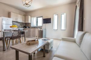 Kuchyň nebo kuchyňský kout v ubytování Asteri Apartments und Studios