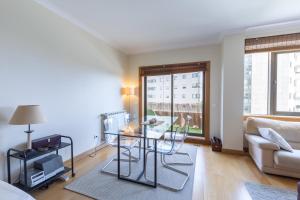 Imagen de la galería de Deluxe Condominium with Ocean View, en Oporto