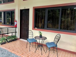 Balkón nebo terasa v ubytování Pal-Watson Apartments