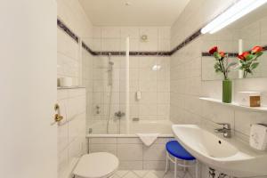 Et bad på Am Neutor Hotel Salzburg Zentrum