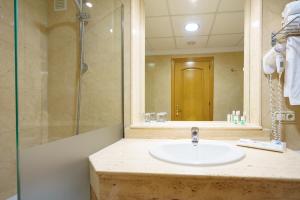 Koupelna v ubytování Hotel Isabel