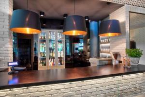 Hol lub bar w obiekcie Hotel Wojciech