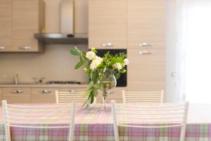 A kitchen or kitchenette at Casa Vacanza Dal Cavaliere