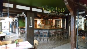 Restaurace v ubytování Gasthof zur Post + 13 fotografií