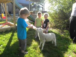 Bambini che soggiornano presso B&B Artiriacumhoeve
