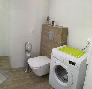 Fotografia z galérie ubytovania Apartament Limonkowy Kołobrzeg Podczele v destinácii Kołobrzeg