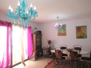 Posedenie v ubytovaní Single room in private house el rompido
