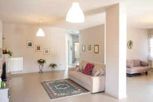 A seating area at Casa Vacanza Dal Cavaliere
