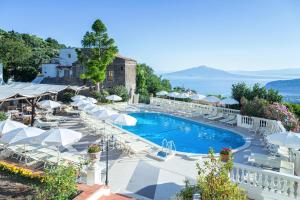 Bazén v ubytovaní Hotel Iaccarino alebo v jeho blízkosti