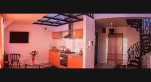 Kuchyňa alebo kuchynka v ubytovaní Apartament Serce Miasta | The Heart of the City + 28 fotografií