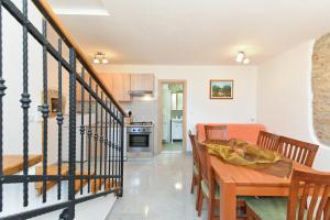 Kuchyň nebo kuchyňský kout v ubytování House Bruno 1735