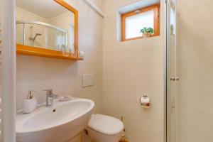 Koupelna v ubytování Apartman Pia + 14 fotografií
