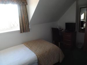 Gallery image of Ashleigh House in Coventry