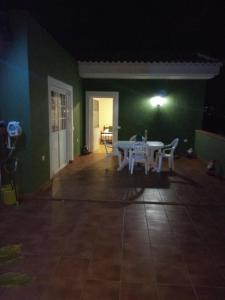 Patio lub wspólna przestrzeń na świeżym powietrzu w obiekcie Green Sky