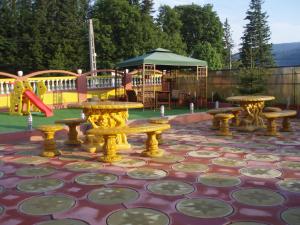 Afbeelding uit fotogalerij van Pensiunea Medina in Cheia