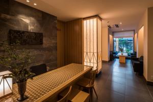 Posezení v ubytování Tomoya Residence Hotel Kyoto
