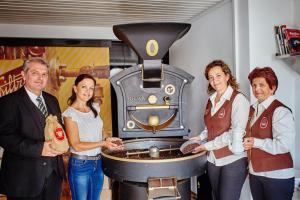Hosté ubytování Madar Café Restaurant zum Fürsten