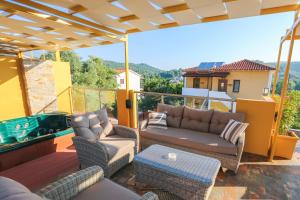 Afbeelding uit fotogalerij van Skiathos Island Suites in Troulos