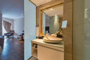 Posezení v ubytování Darkmen Hotel