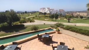 The swimming pool at or close to Urb. Valle Romano Capitolio 11B-C