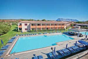 Πισίνα στο ή κοντά στο Hotel Baja Bianca