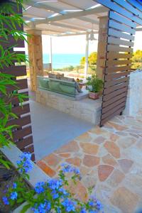 Balcone o terrazza di Paliouri Sea Lounge by Luxlikehome