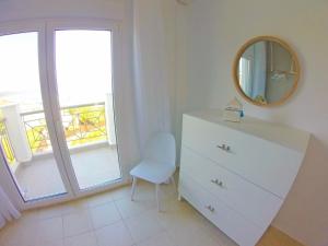 Foto dalla galleria di Paliouri Sea Lounge by Luxlikehome a Paliouri