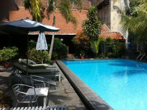 Kolam renang di atau di dekat Harmony Inn