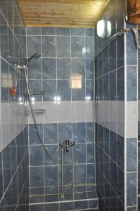 Et badeværelse på гостевой дом Holiday + 72 billeder