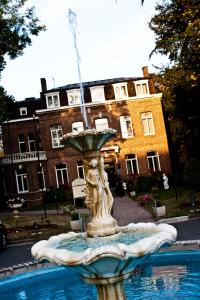 Photo de la galerie de l'établissement Logis Manoir de Fourcy, à Corbehem