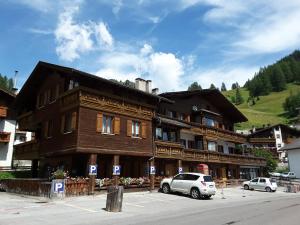 The building in which Az apartmant is located