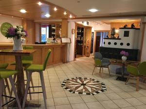 Cucina o angolo cottura di VitalZeit Hotel Weber