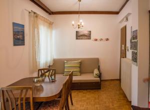 Część wypoczynkowa w obiekcie Cosy apartment for 4