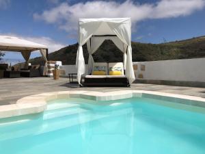 Majoituspaikassa Villa Paula Golf Wine & Relax tai sen lähellä sijaitseva uima-allas