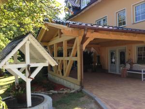 Afbeelding uit fotogalerij van Ferienwohnung Am Eichenberg in Blankenburg