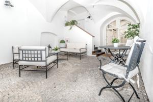 Posezení v ubytování TGM Hotel Residence