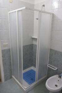 Casa Vacanze Res Publica Domus tesisinde bir banyo