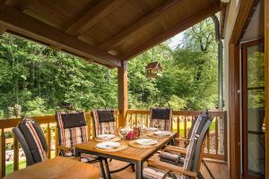 Zahrada ubytování Luxus Ferienhäuser Chalets zum Ilsetal mit Kamin & Sauna in Ilsenburg im Harz